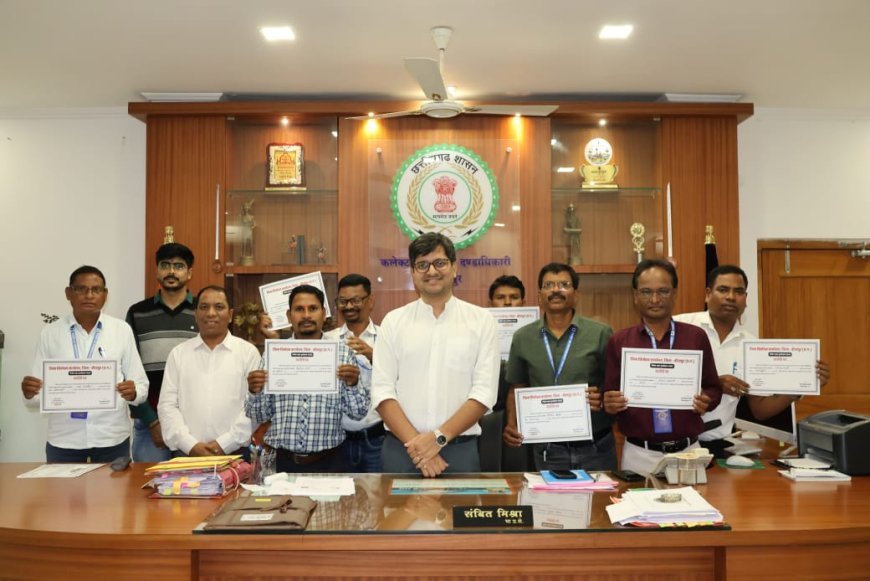बीजापुर में SIR–2026 के तहत उत्कृष्ट कार्य करने वाले बीएलओ सम्मानित