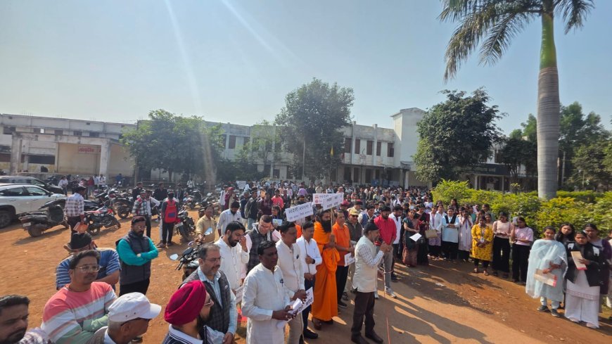 कवर्धा में स्वदेशी संकल्प रथ यात्रा का भव्य स्वागत