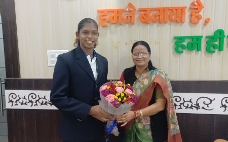 कोरबा की बेटी संजू देवी बनी महिला कबड्डी विश्व कप की शान, महापौर से हुई सौजन्य मुलाकात