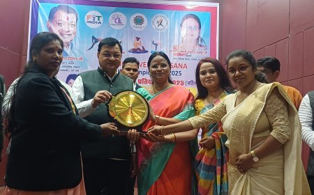 जिला स्तरीय योग प्रतियोगिता में छात्राओं ने दिखाया दम, योग के महत्व पर बोले कैबिनेट मंत्री व महापौर