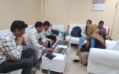 महिला थाना देवास की प्रधान आरक्षक ₹10 हजार रिश्वत लेते रंगे हाथ गिरफ्तार, लोकायुक्त की बड़ी कार्रवाई