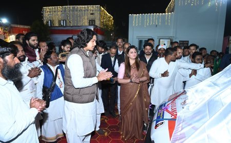 पंडरिया विधायक भावना बोहरा ने कबीर आश्रम दामाखेड़ा को जनसेवा हेतु एम्बुलेंस समर्पित, नवोदित वंशाचार्य पंथ श्री उदितमुनि नाम साहेब जी ने किया शुभारंभ