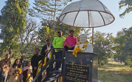 देवी अहिल्या विश्वविद्यालय में अटल स्मृति पर स्वास्थ्य, शिक्षा और महिला सशक्तिकरण का प्रेरणादायी संदेश