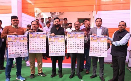 उप मुख्यमंत्री  अरुण साव ने ‘प्रतिदिन राजधानी’ के 2026 कैलेंडर का किया विमोचन