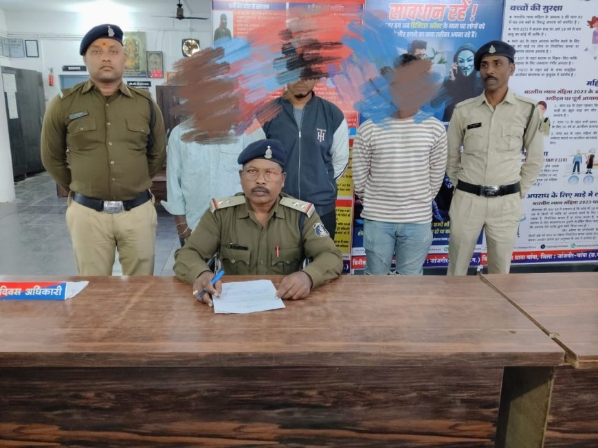 चांपा के मुकुंद मल्टीप्लेक्स में मारपीट व उत्पात, वायरल वीडियो के बाद दो लड़कियां गिरफ्तार