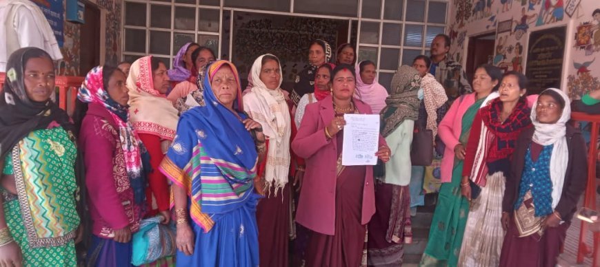 डिंडोरी में समूह संचालकों को समय पर मानदेय और खाद्यान्न नहीं मिलने से परेशानी