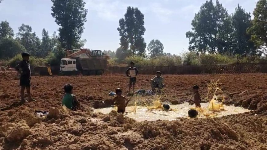 खनिज तस्करों की मनमानी से कोण्डागांव में बढ़ा खतरा, मासूम बच्चों की जान पर बन आया संकट