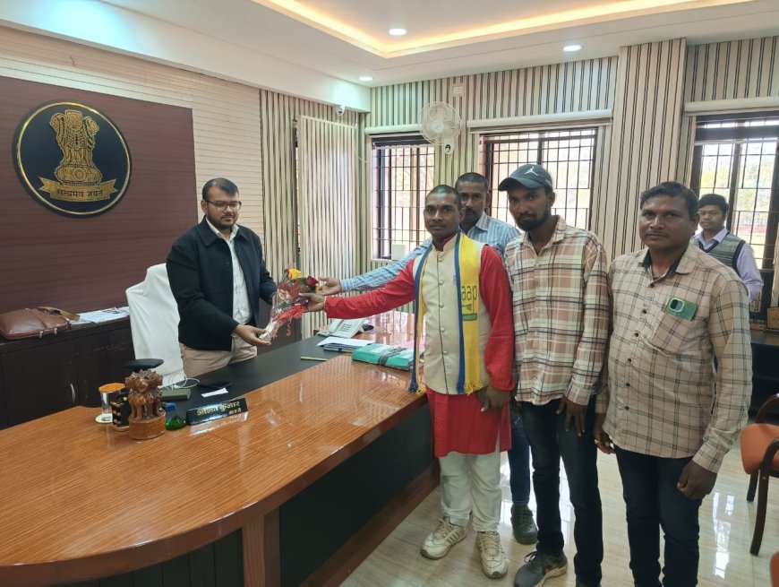 आम आदमी पार्टी ने नवपदस्थ कलेक्टर अमित कुमार का किया स्वागत, सुशासन की जताई उम्मीद