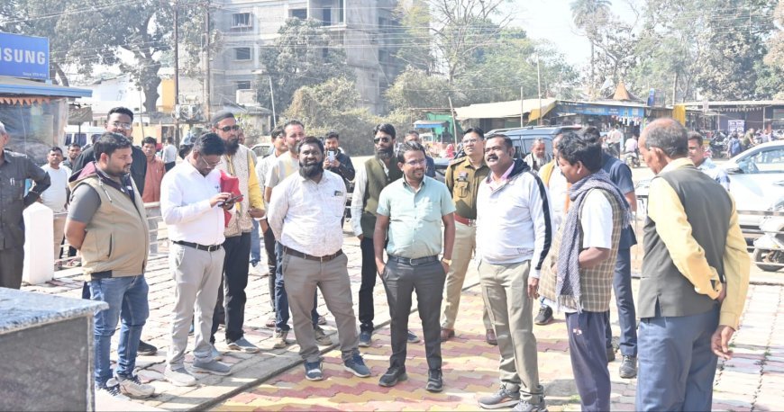 विधायक नीलकंठ टेकाम ने केशकाल सड़क नवीनीकरण कार्य में तेजी लाने अधिकारियों को दिए निर्देश