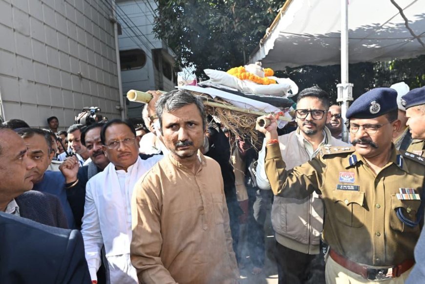 ज्ञानपीठ सम्मानित साहित्यकार विनोद कुमार शुक्ल को मुख्यमंत्री ने दी भावभीनी अंतिम श्रद्धांजलि