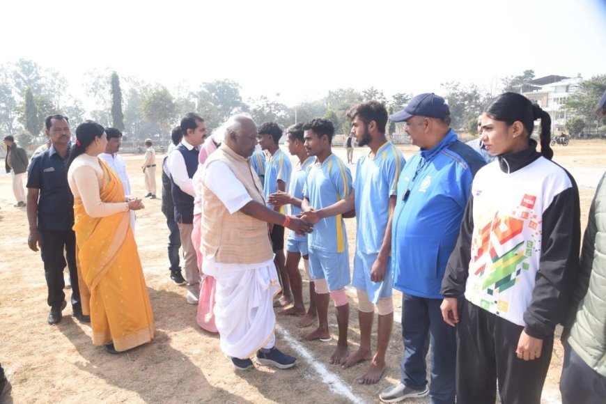 सरगुजा में सांसद खेल महोत्सव की लोकसभा स्तरीय दो दिवसीय प्रतियोगिता का भव्य शुभारंभ
