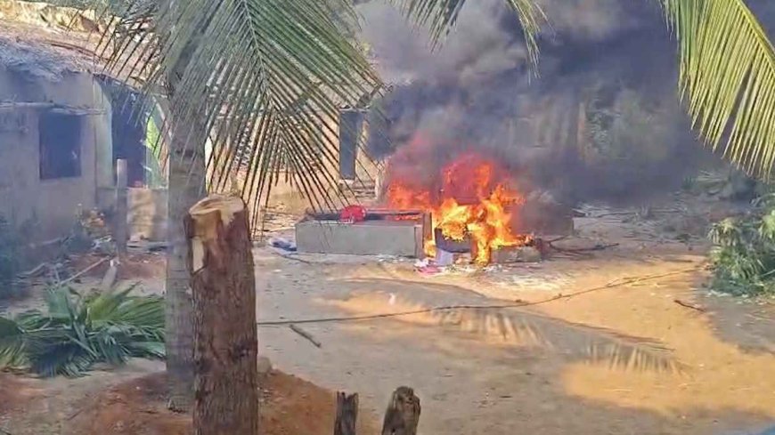 महिला की हत्या के बाद एमवी-26 गांव में भड़की हिंसा, आगजनी में 250 घर जलकर खाक, सैकड़ों लोग बेघर