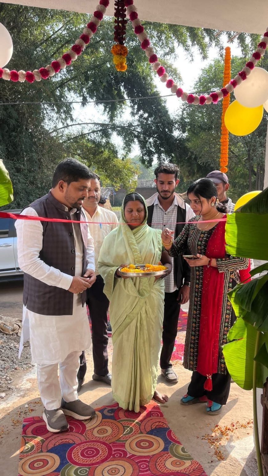 प्रधानमंत्री आवास योजना के तहत धरमपुरा में हितग्राहियों को मिली पक्के आवास की चाबियां