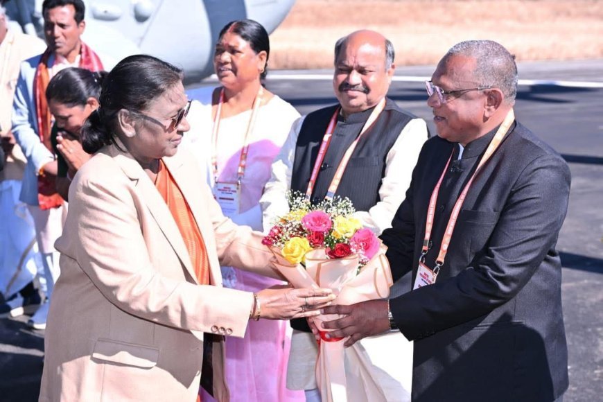जशपुर की पावन धरती पर राष्ट्रपति द्रौपदी मुर्मु का ऐतिहासिक आगमन, हुआ गरिमामय स्वागत
