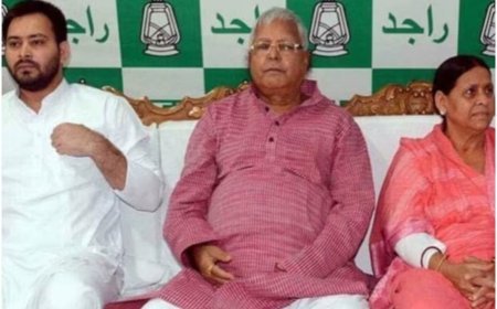 IRCTC घोटाला: लालू प्रसाद यादव दिल्ली HC पहुंचे, ट्रायल कोर्ट के आरोपों को दी चुनौती