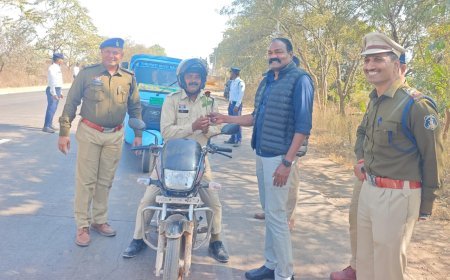 37वें राष्ट्रीय सड़क सुरक्षा माह के अंतर्गत हेलमेट जन-जागरूकता बाइक रैली एवं वितरण कार्यक्रम का आयोजन