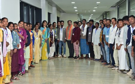 उपमुख्यमंत्री विजय शर्मा ने सुकमा जिले के ग्राम पंचायत प्रतिनिधियों से की मुलाकात, गांवों के समग्र विकास और वनोपज से आजीविका पर हुई चर्चा