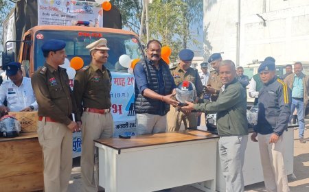 37वें राष्ट्रीय सड़क सुरक्षा माह के तहत सक्ती में हेलमेट जन-जागरूकता बाइक रैली एवं हेलमेट वितरण कार्यक्रम आयोजित