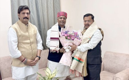 दिल्ली में भाजपा राष्ट्रीय कार्यकारी अध्यक्ष नितिन नबीन से मिले मंत्री केदार कश्यप, बस्तर शिल्प भेंट कर दी बधाई