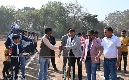 कबीरधाम में इंटर स्कूल क्रिकेट टूर्नामेंट का भव्य शुभारंभ, पहले दिन खेले गए चार रोमांचक मुकाबले