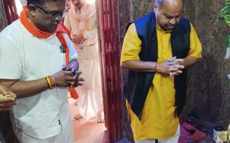 विन्ध्येश्वर महादेव मंदिर में भव्य रुद्राभिषेक, उत्तर विधायक पुरंदर मिश्रा ने की 10 लाख रुपये की घोषणा