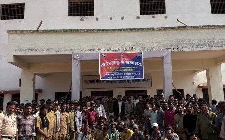 सड़क सुरक्षा माह 2026: विद्यालय बस चालकों का स्वास्थ्य परीक्षण, सुरक्षा उपकरणों की सघन जांच व प्रशिक्षण शिविर आयोजित