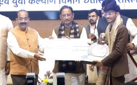 राष्ट्रीय युवा दिवस पर बेमेतरा के डॉ. पीयूष जायसवाल को छत्तीसगढ़ युवा रत्न सम्मान, मुख्यमंत्री व उपमुख्यमंत्री ने किया सम्मानित