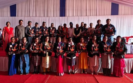 प्रथम राष्ट्रीय रोवर-रेंजर जंबूरी में उत्कृष्ट सेवाएं देने वाले रोवर-रेंजरों व लीडर्स हुए सम्मानित