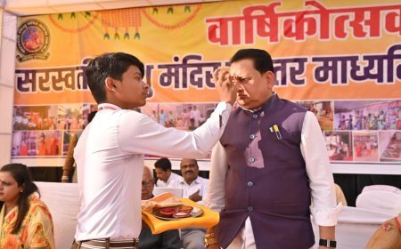 सरस्वती शिशु मंदिर बसना के वार्षिकोत्सव में उमड़ा उत्साह, विधायक डॉ. संपत अग्रवाल ने मेधावियों को किया सम्मानित