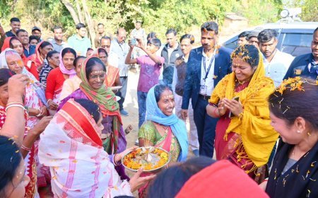 गांव–बस्ती चलो अभियान के तहत मंत्री लक्ष्मी राजवाड़े पहुँचीं महावीरपुर व संजय नगर, ग्रामीणों से किया सीधा संवाद