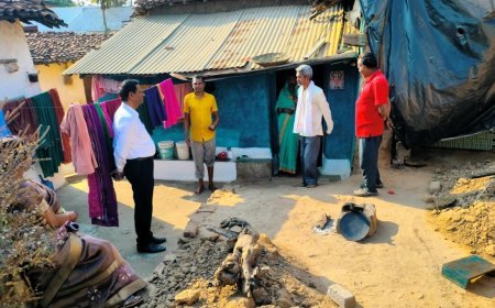 जनपद पंचायत बालोद के सीईओ ने पीएम आवास योजना ग्रामीण के निर्माणाधीन आवासों का किया निरीक्षण