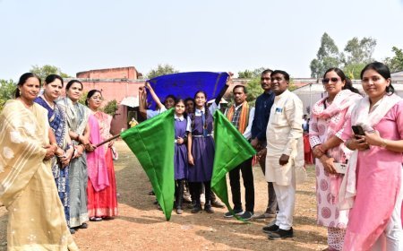 राष्ट्रीय बालिका दिवस पर कबीरधाम में खेल महोत्सव 2026 का आयोजन, रैली के माध्यम से दिया गया सशक्त संदेश