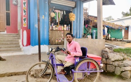 आत्मनिर्भरता की नई उड़ान: मोटराइज्ड ट्राइसाइकिल ने बदली दिव्यांग हरिचंद पटेल की जिंदगी