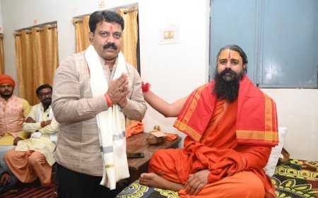 उप मुख्यमंत्री विजय शर्मा सतचंडी महायज्ञ व श्रीराम कथा में हुए शामिल, ग्राम सुतियापाठ में सड़क मुरमीकरण हेतु 15 लाख की घोषणा