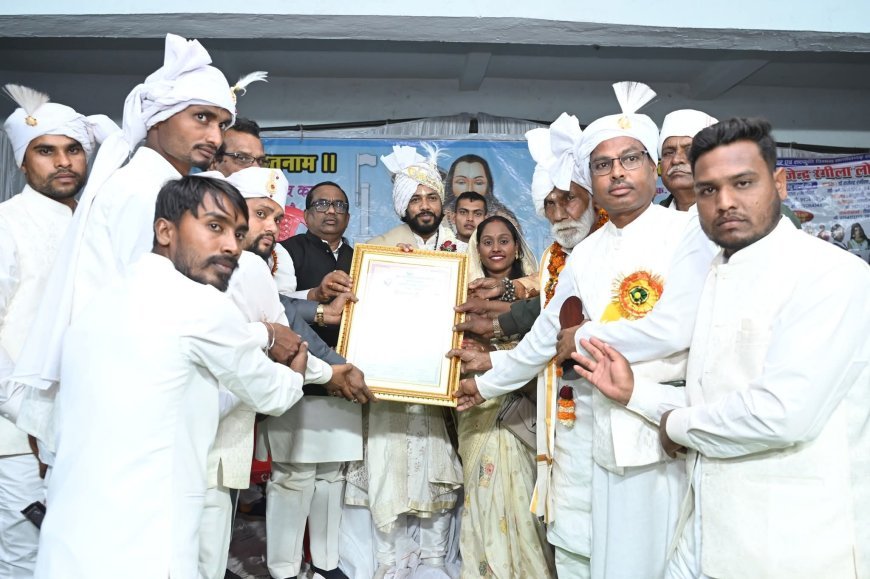 बाराडेरा गुरु दर्शन मेले में कैबिनेट मंत्री गुरु खुशवंत साहेब ने निभाई गुरु परंपरा, जैतखाम पर फहराया पालो