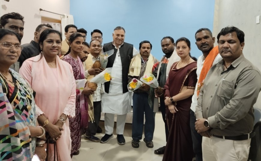 दिव्यांगजन वित्त एवं विकास निगम के अध्यक्ष लोकेश कावड़िया ने ऋण चुकाने वाले दिव्यांगजनों को किया सम्मानित