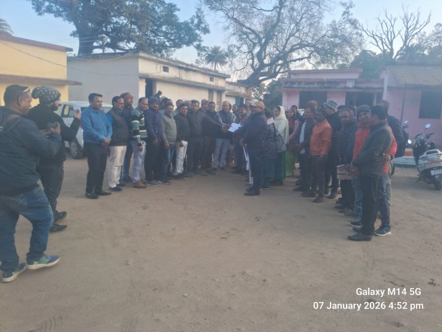 VSK ऐप का सहायक शिक्षक फेडरेशन ने किया विरोध, साइबर ठगी का आरोप, मुख्यमंत्री के नाम सौंपा ज्ञापन