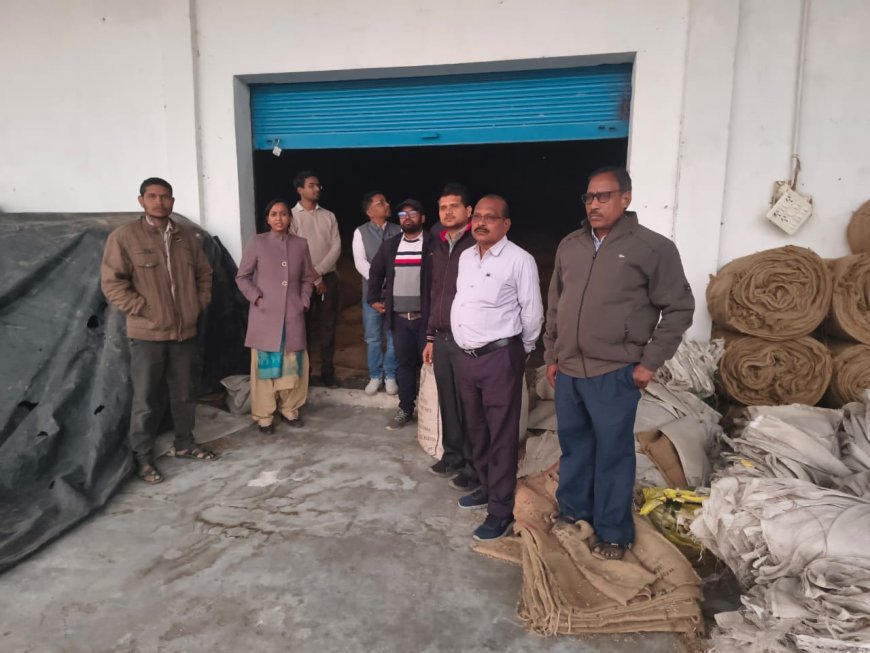 कलेक्टर के निर्देश पर गढ़डोंगरी माल स्थित राइस मिल सील, धान-चावल की भारी कमी उजागर