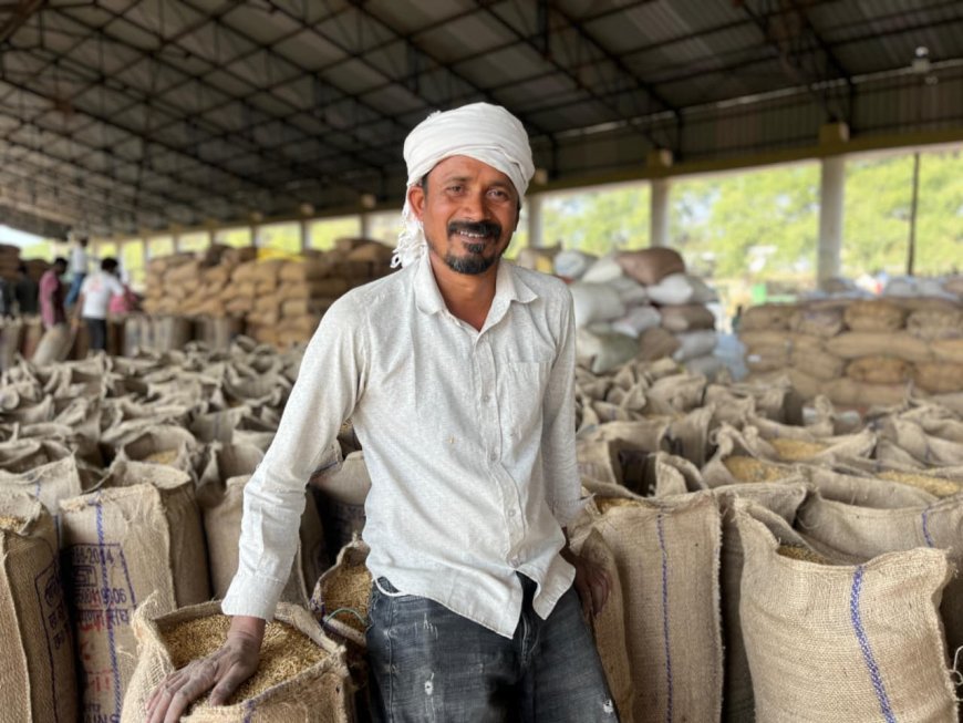 सहज धान खरीदी व्यवस्था से किसान संतोष रात्रे को मिला लाभ, समय पर भुगतान से बढ़ी आमदनी