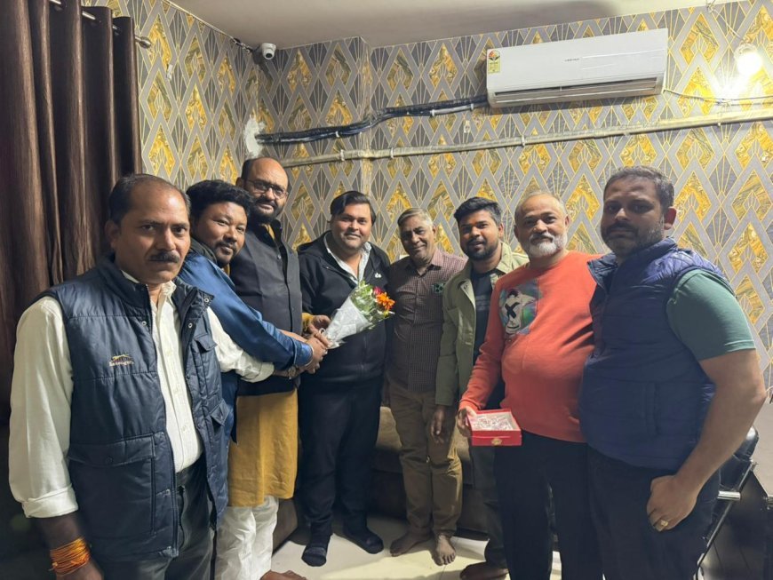 गुरु घासीदास कांग्रेस कमिटी के ब्लॉक अध्यक्ष मिलिंद गौतम ने शंकर नगर वार्ड 30 में ली संगठनात्मक बैठक