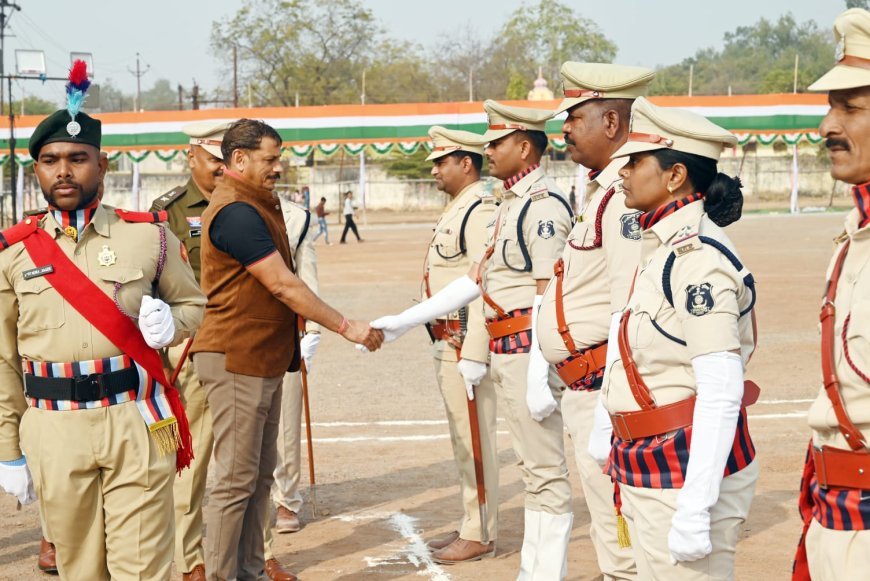 कवर्धा में गणतंत्र दिवस की भव्य तैयारियां: प्रभारी मंत्री लखनलाल देवांगन करेंगे ध्वजारोहण, रिहर्सल पूरी