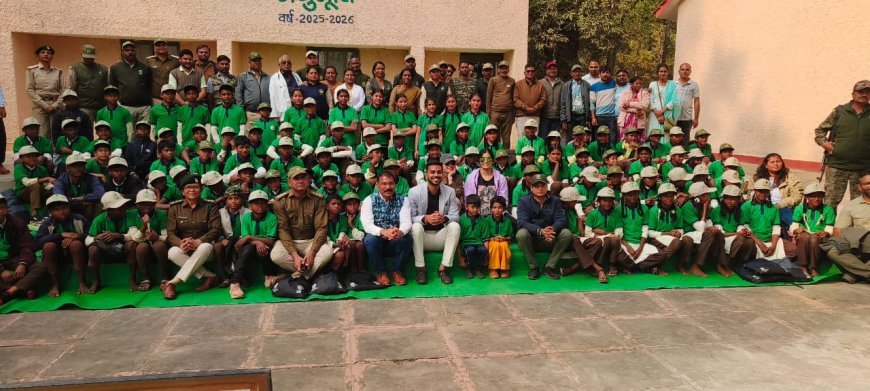 कान्हा नेशनल पार्क के मुक्की जोन में पहुँचीं फिल्म स्टार अदा शर्मा, ‘अनुभूति कार्यक्रम’ में बच्चों से की प्रेरणादायक बातचीत