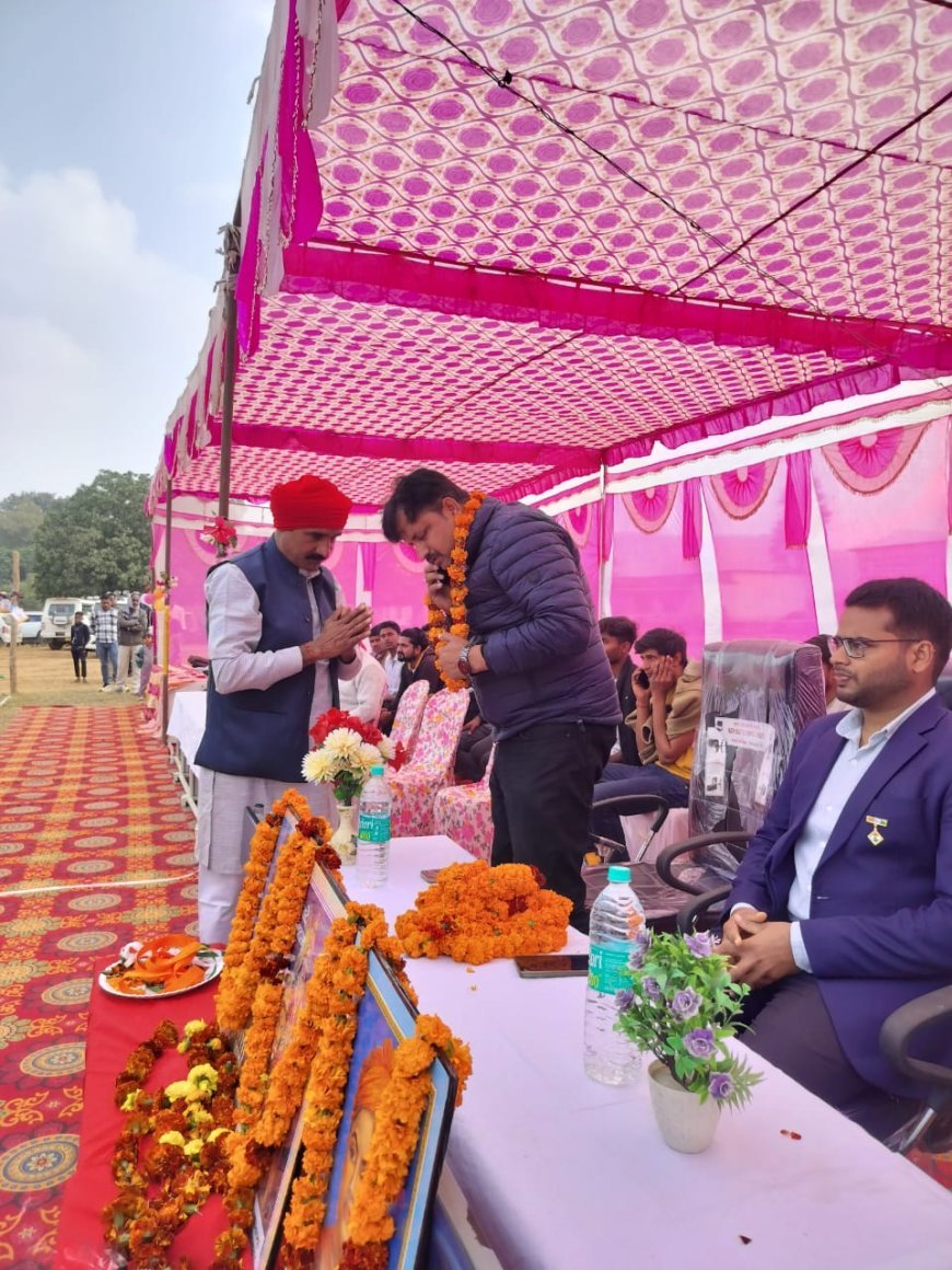 केकराव में तीन दिवसीय वॉलीबाल प्रतियोगिता का भव्य शुभारंभ, खेल प्रतिभाओं को मिला मंच