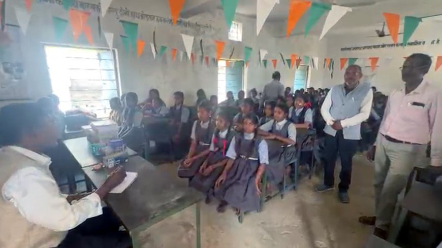 बदलती तस्वीर: तुगुवा की शासकीय माध्यमिक शाला बनी शिक्षा, संस्कार और रोजगार की मिसाल