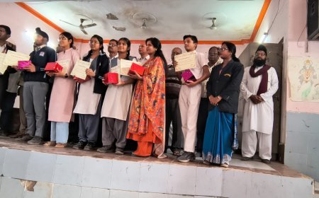 गुरुकुल पब्लिक स्कूल के 13 अल्पसंख्यक मेधावी विद्यार्थियों का सम्मान