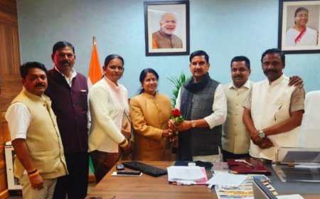 केंद्रीय मंत्री तोखन साहू से महापौर अलका बाघमार की दिल्ली में सौजन्य भेंट, दुर्ग विकास पर हुई चर्चा