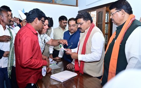 सहयोग केंद्र जनदर्शन में उपमुख्यमंत्री विजय शर्मा ने सुनीं 500 से अधिक लोगों की समस्याएं, त्वरित समाधान के निर्देश