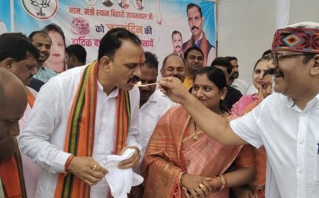 मनेंद्रगढ़ नगरपालिका में विकास कार्यों पर उठे सवाल, विवादों के घेरे में CMO इशाक खान