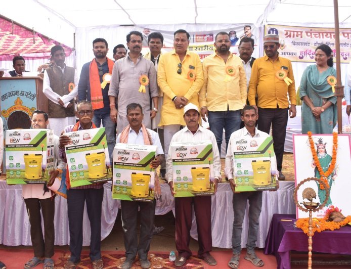 सौगातों से भरा रहा ग्राम पटेली का जिला स्तरीय जनसमस्या निवारण शिविर, मौके पर सैकड़ों आवेदनों का निराकरण