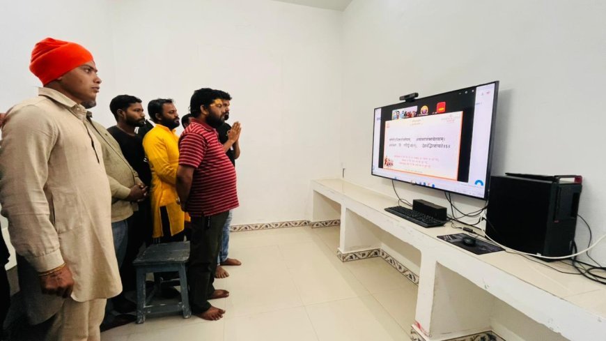 जिला जेल कबीरधाम में बंदियों को कराया जा रहा गीता अध्ययन, नैतिक एवं आध्यात्मिक विकास पर जोर